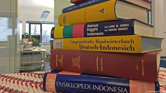 Kamus Terbaik Untuk Digunakan Oleh Siswa